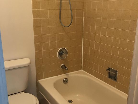 4th image of 1520 W 7th Ave #4