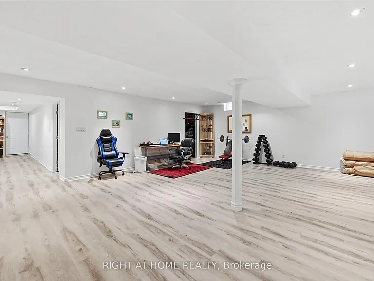 456 Valridge Dr — Photo 34