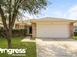 5521 Hunters Bend Ln, Dallas, TX 75249