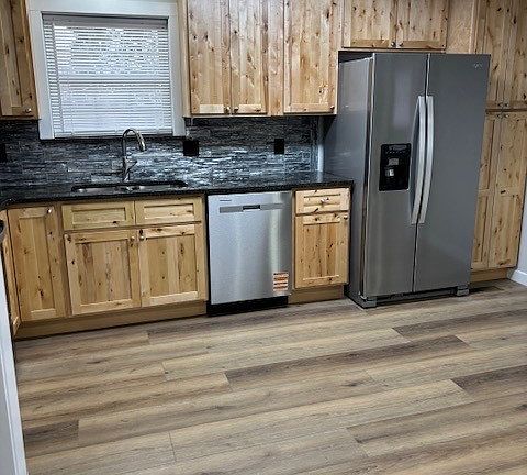 4th image of 102 Lynn Ct