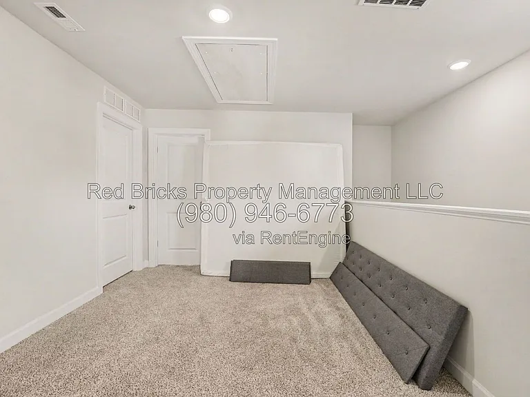 2043 Old Rivers Rd — Photo 10