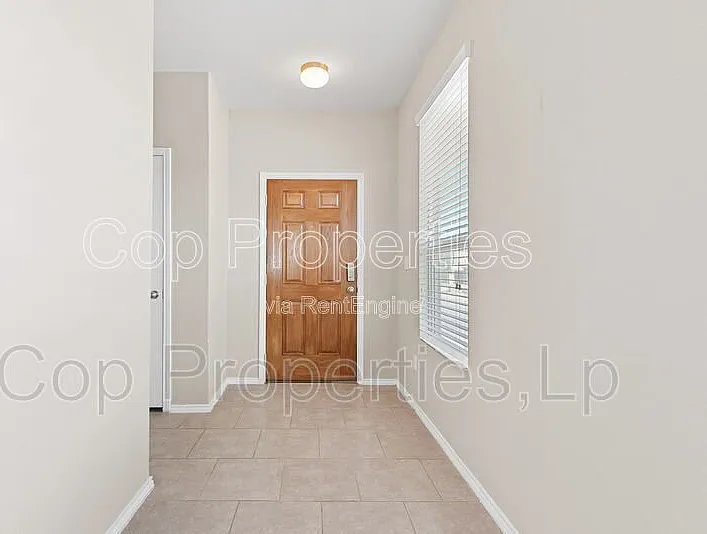 3811 Quiet Pne — Photo 3