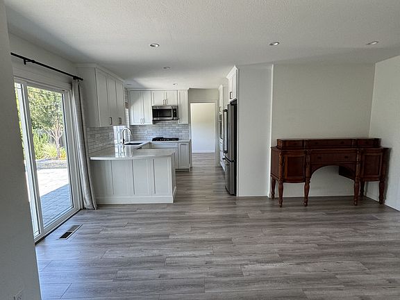 Family room & Kitchen with counter seating