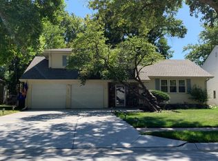2317 S 133rd Ave, Omaha, NE 68144