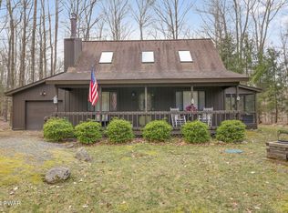20 Bird Ln, Lake Ariel, PA 18436