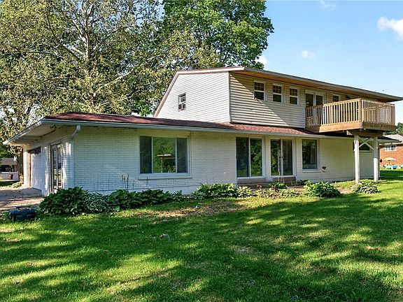 2nd image of 2684 Arthur Rd
