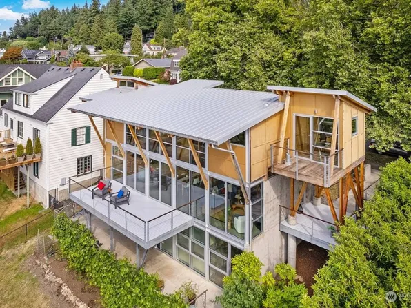 222 S Forest St, Bellingham, WA 98225