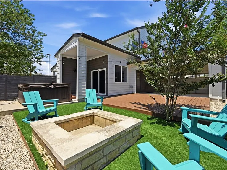 1409 Casey St #B — Photo 3
