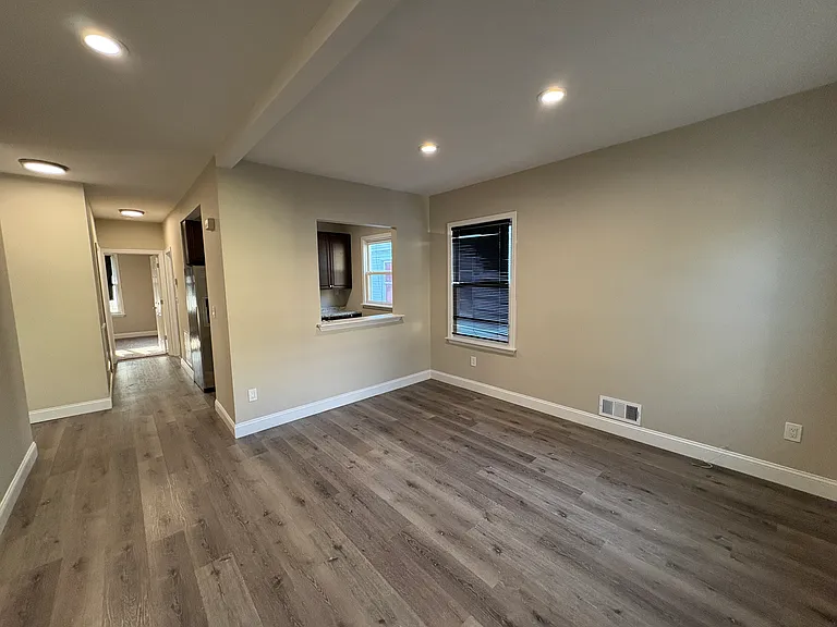 389 Myrtle Ave #1 — Photo 2