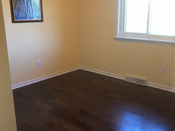 Main floor Bedroom #1