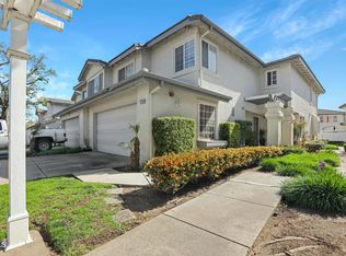 1210 Higuera Dr, Oxnard, CA 93030