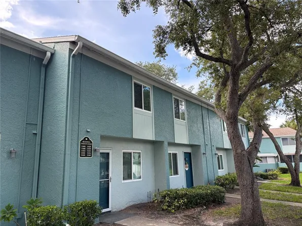 11428 Bay St NE, St Petersburg, FL 33716