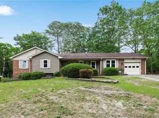 1712 Valley Ridge Dr, Fayetteville, NC 28303
