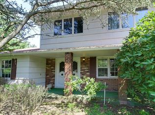 18 Cortland Rd, Monsey, NY 10952