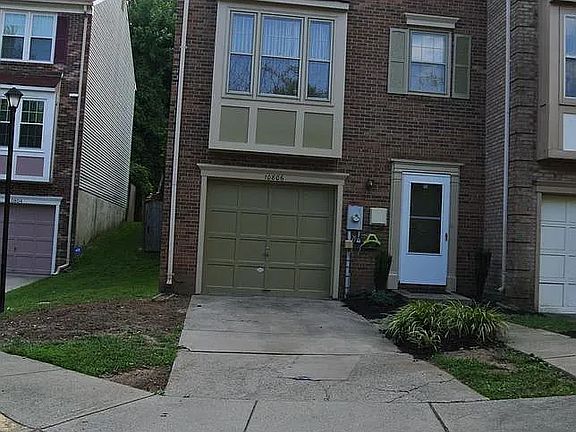Front of townhome