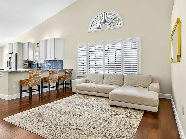 4180 Brentwood Park Cir — Photo 6