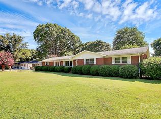 5834 Martin Lake Rd, Charlotte, NC 28227