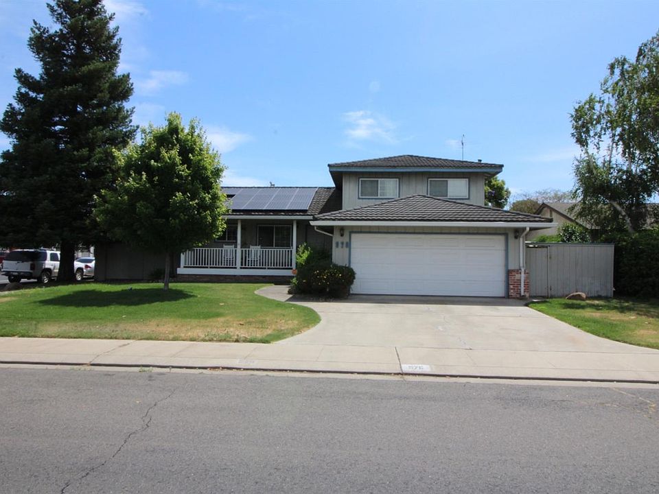 1st image of 976 Souza Blvd