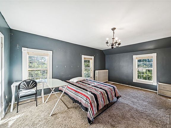 5th image of 309 Pearl Street
