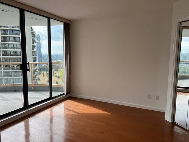 4425 Halifax St — Photo 4