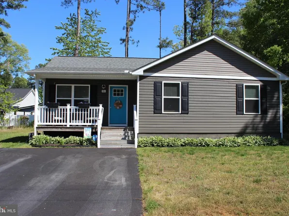 48 Rustic Ln, Colonial Beach, VA 22443