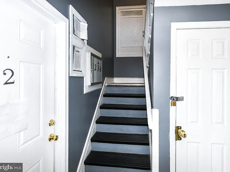 554 Newcomb St SE #4 — Photo 30