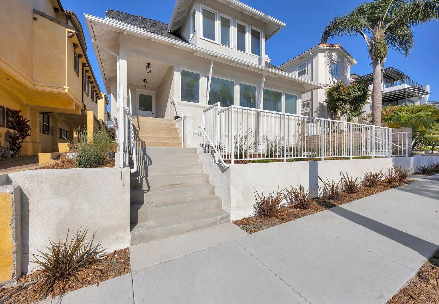 3 bed, 3.0 bath, $4,800 — Photo 1