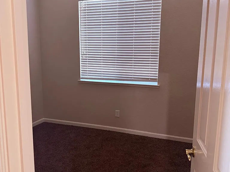 9728 Sand Hollow Way — Photo 16