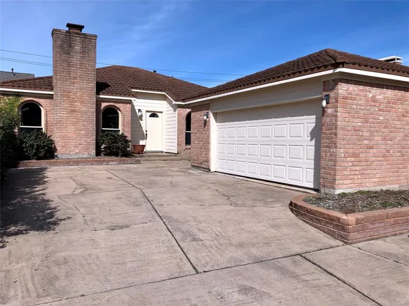 14114 Langbourne Dr, Houston, TX 77077