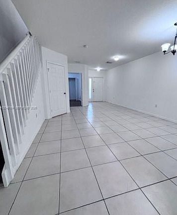 4th image of 13726 SW 171st Ln