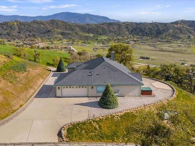 27200 Barkes Way, Tehachapi, CA, 93561