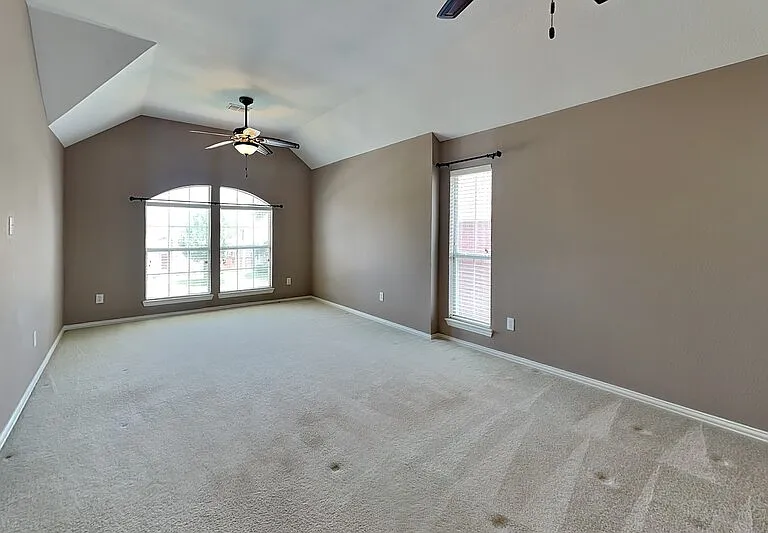 3910 Compton Dr — Photo 7