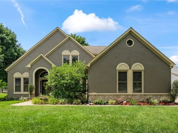 14308 Windsor St, Leawood, KS 66224