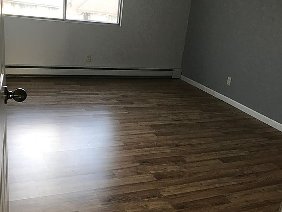 Laminate flooring