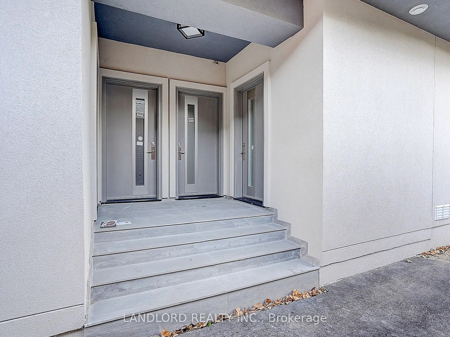 3 bed, $2,850 — Photo 3