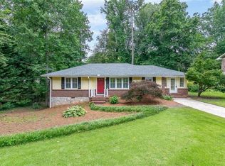 2708 Laurel Ridge Dr, Decatur, GA 30033