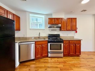 236 Van Horne St #3B, Jersey City, NJ 07304