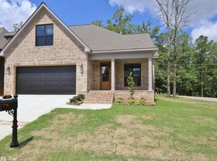 101 Bella Rosa Pl, Little Rock, AR 72223