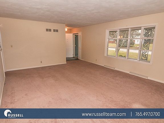 2nd image of 3929 Pippin Ln