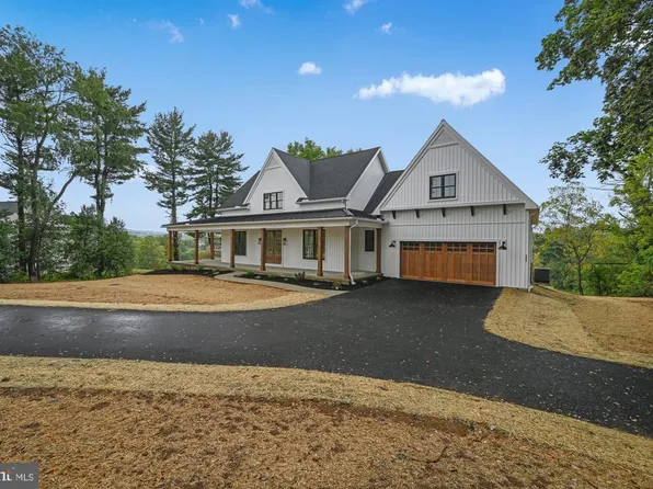 63 Oak Ridge Dr, Quarryville, PA 17566