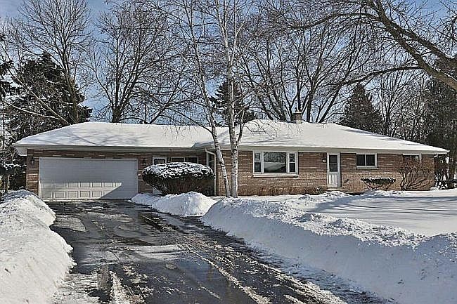 1st image of 6170 N Bridgewood Ln
