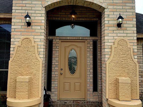 2nd image of 6864 Palo Azul Dr