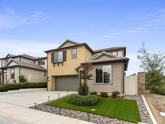 2nd image of 1187 Barry Pl