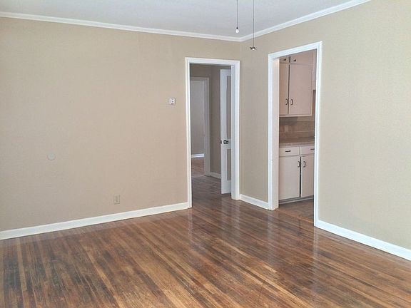 3rd image of 1238 N Braden Ave