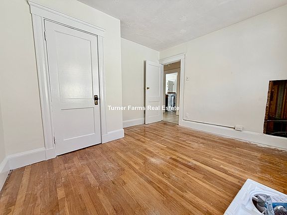 4th image of 175 Boston Ave #2B