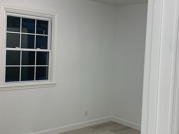 4th image of 2214 E Country Squire Dr