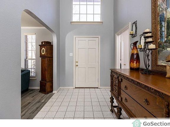 2nd image of 2708 Windswept Ln