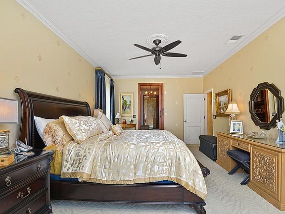 4th image of 10126 Brandon Cir