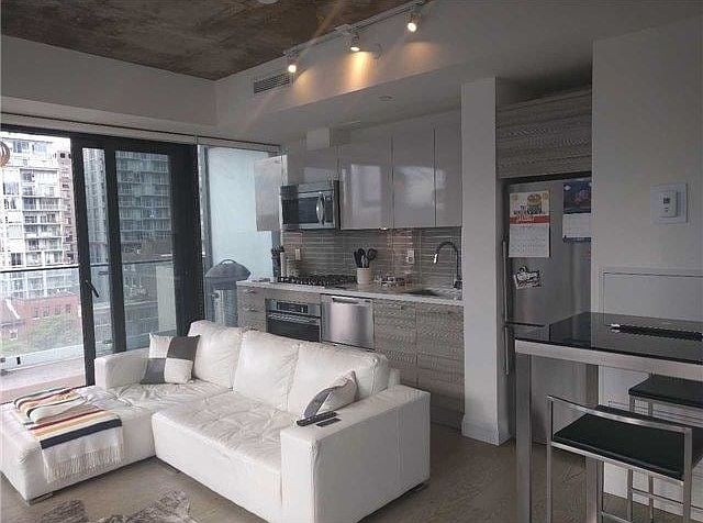 2nd image of 224 King St W #701