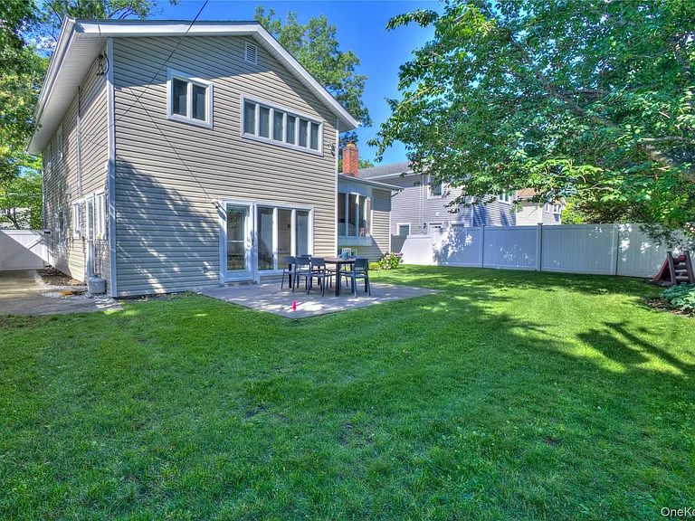 18 Seaview Ln — Photo 25